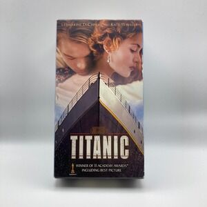 Titanic VHS Movie 1997 James Cameron Leonardo DiCaprio Kate Winslet 2 Tape Set